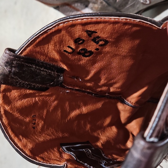 Embroidered Western Cowboy Boots - Picture 2 of 7